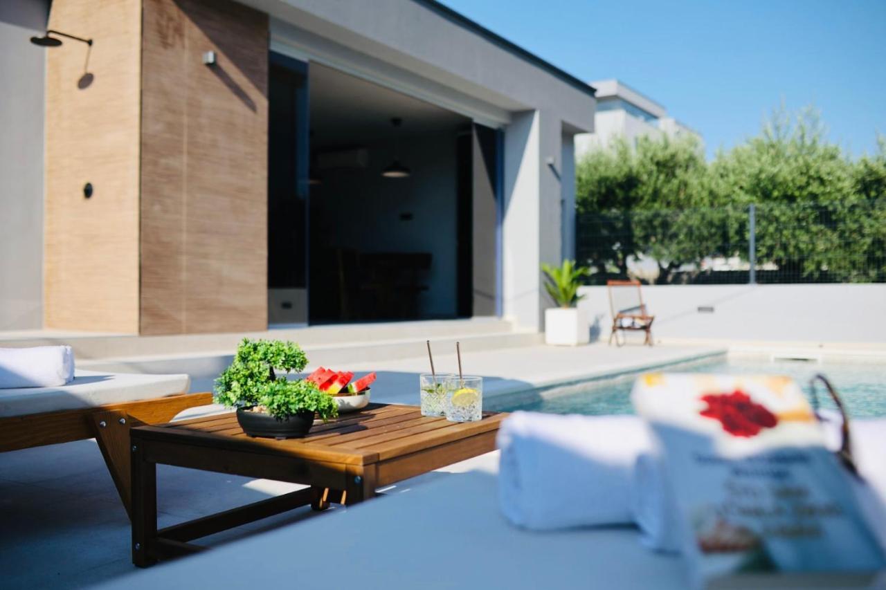 Holiday Home Tia Split Exterior photo