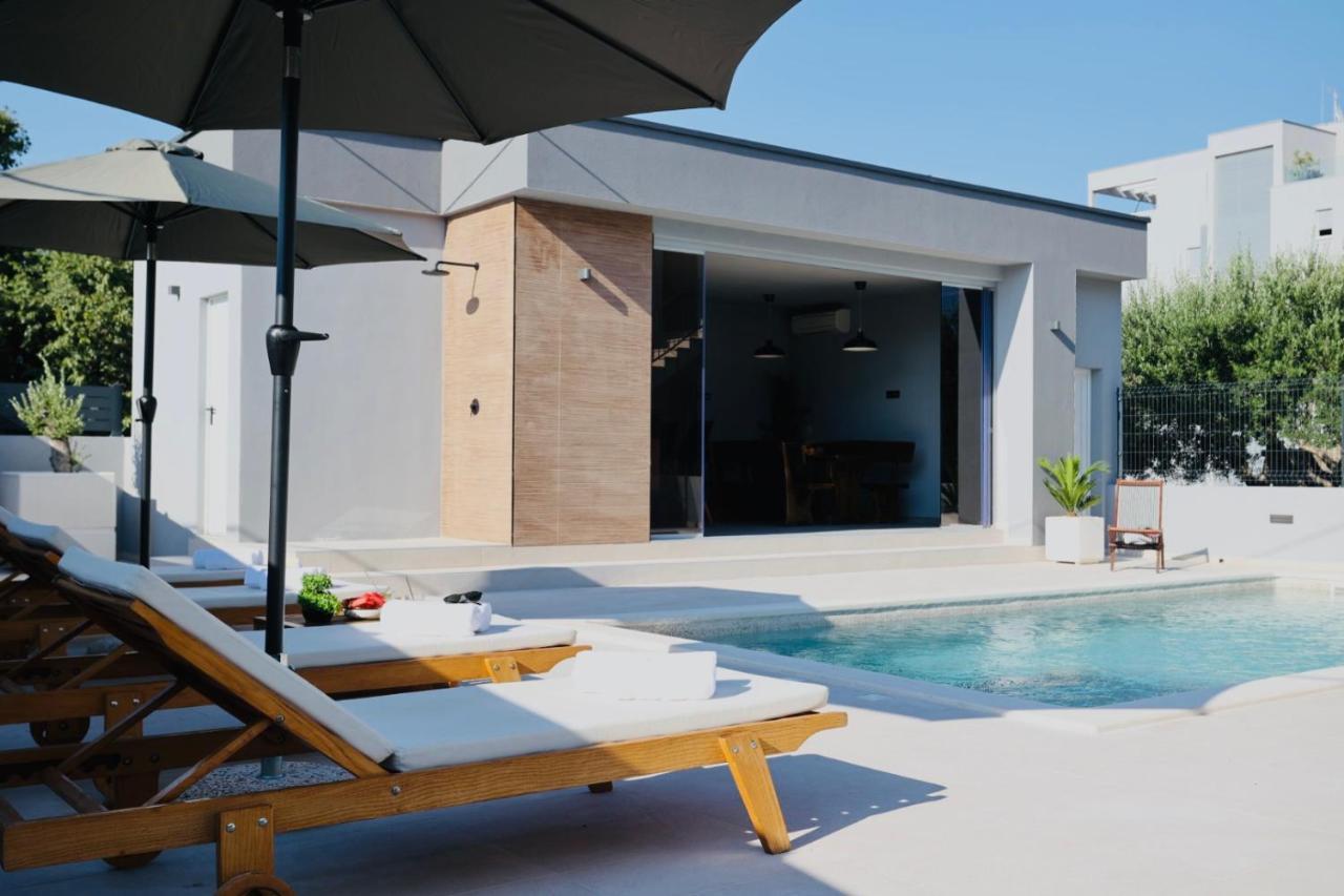Holiday Home Tia Split Exterior photo