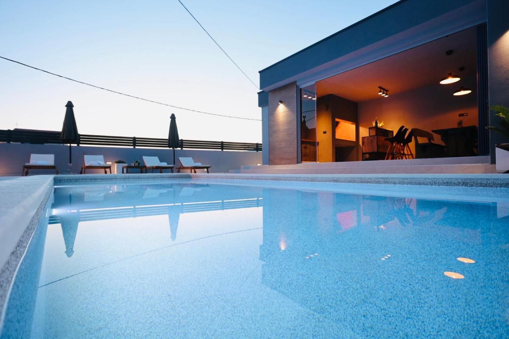 Holiday Home Tia Split Exterior photo